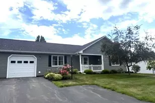 20 Whippoorwill Dr, Winslow, ME 04901 - Photo 1