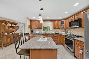 62 Heritage Dr, Wells, ME 04090 - Photo 9