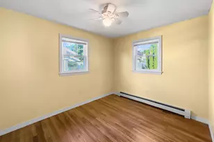 36 Pine St, Rockland, ME 04841 - Photo 9