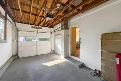 36 Pine Street, Rockland, ME 04841 - Photo 17