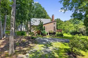 221 Shore Rd, York, ME 03902 - Photo 3