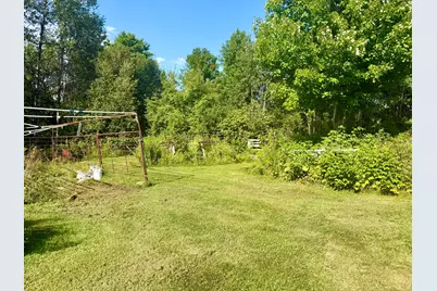 195 Estes Avenue, Palmyra, ME 04965 - Photo 7