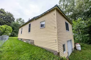 646 Riverside Dr, Augusta, ME 04330 - Photo 37