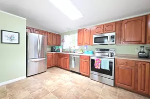 10 Mountainside Pk, Camden, ME 04843 - Photo 3