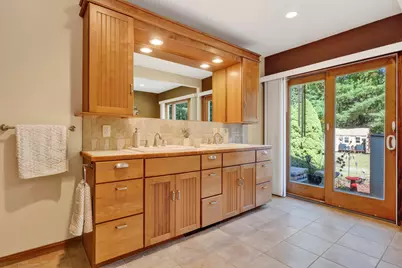 2 Brookfield Road, Falmouth, ME 04105 - Photo 23