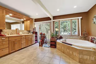 2 Brookfield Rd, Falmouth, ME 04105 - Photo 25
