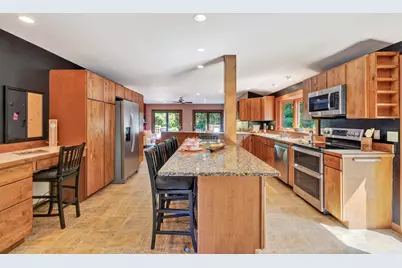 2 Brookfield Road, Falmouth, ME 04105 - Photo 5