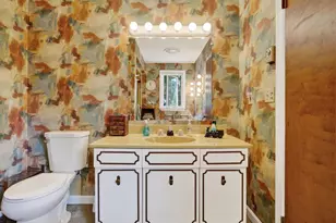 2 Brookfield Rd, Falmouth, ME 04105 - Photo 41