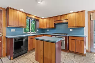 71 Stonybrook Rd, Cape Elizabeth, ME 04107 - Photo 3