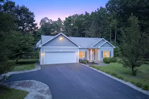 49 Preble St, Wells, ME 04090 - Photo 1