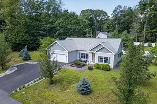 49 Preble St, Wells, ME 04090 - Photo 3