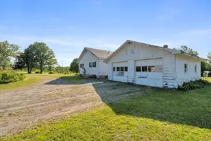 14 Jersey Ave, New Sharon, ME 04955 - Photo 47