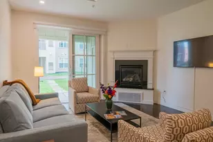 22 Hancock St, Portland, ME 04101 - Photo 5