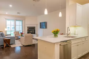 22 Hancock St, Portland, ME 04101 - Photo 1