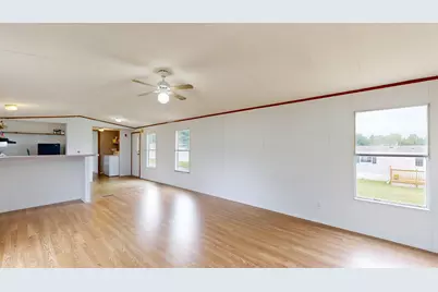 18 Purington Avenue, Mechanic Falls, ME 04256 - Photo 3