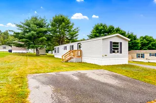 18 Purington Ave, Mechanic Falls, ME 04256 - Photo 29