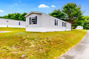 18 Purington Ave, Mechanic Falls, ME 04256 - Photo 25
