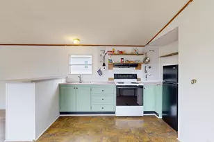 18 Purington Ave, Mechanic Falls, ME 04256 - Photo 9