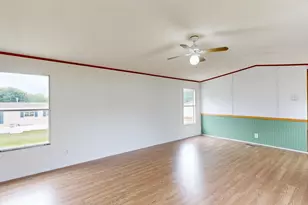 18 Purington Ave, Mechanic Falls, ME 04256 - Photo 7