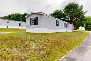 18 Purington Ave, Mechanic Falls, ME 04256 - Photo 25