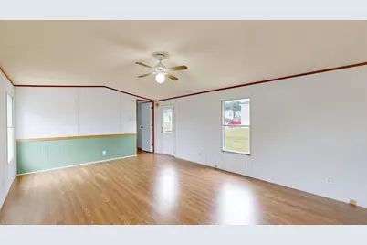 18 Purington Avenue, Mechanic Falls, ME 04256 - Photo 5