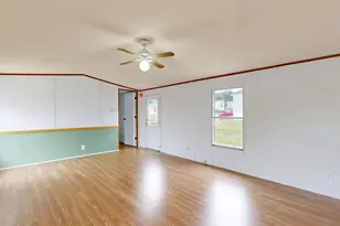 18 Purington Ave, Mechanic Falls, ME 04256 - Photo 5