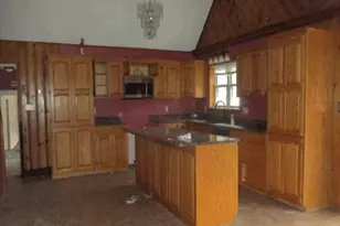 61 Maple St, Milford, ME 04461 - Photo 5