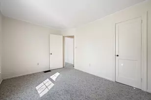 34 Lincoln St, Brewer, ME 04412 - Photo 17