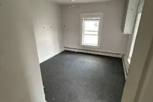 42 Summer St, Biddeford, ME 04005 - Photo 5