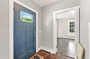 18 Dyer St, Saco, ME 04072 - Photo 9