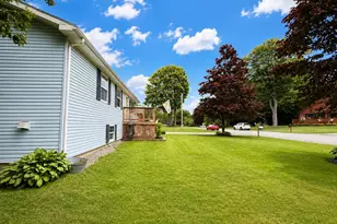 14 Forest Ave, East Millinocket, ME 04430 - Photo 3
