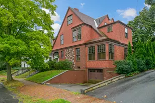 62 Bowdoin St, Portland, ME 04102 - Photo 1