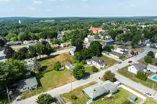 9 Nash St, Lewiston, ME 04240 - Photo 59