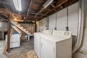 9 Nash St, Lewiston, ME 04240 - Photo 43