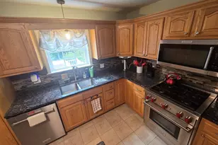 32 Patterson Rd, Hampden, ME 04444 - Photo 5