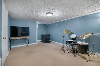 28 Boston Avenue, Lewiston, ME 04240 - Photo 25