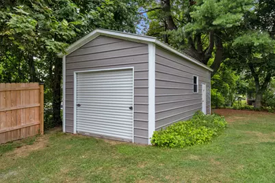 28 Boston Avenue, Lewiston, ME 04240 - Photo 5