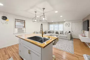 10 Belmont Ave, Biddeford, ME 04005 - Photo 17