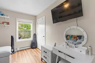 221 Longfellow St, Westbrook, ME 04092 - Photo 15