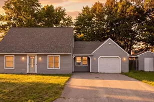 292 Hill St, Biddeford, ME 04005 - Photo 1