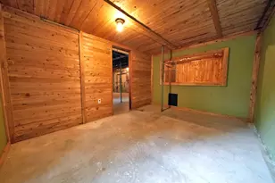 9 State St, Houlton, ME 04730 - Photo 37