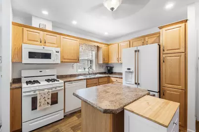 24 Caslyn Drive, Eliot, ME 03903 - Photo 9