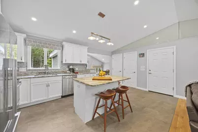 40 Old Neck Road, Scarborough, ME 04074 - Photo 11