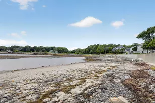 2 Roberts Ln, Cape Elizabeth, ME 04107 - Photo 5