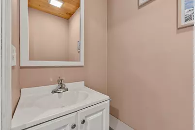 10 Oceanside Avenue W, York, ME 03909 - Photo 9