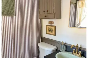 140 Prescott St, Farmington, ME 04938 - Photo 33