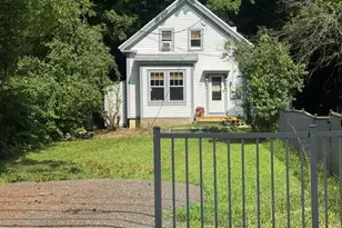 140 Prescott St, Farmington, ME 04938 - Photo 1