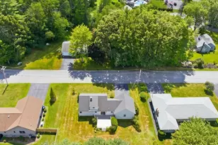 17 Bonnallie Ave, Lewiston, ME 04240 - Photo 49