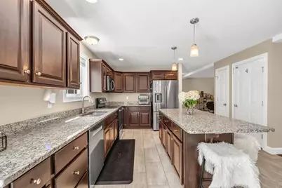 155 Presidential Way, Westbrook, ME 04092 - Photo 3