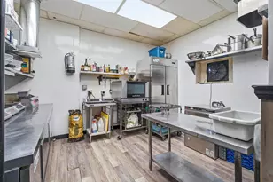 256 258 West Main St, Fort Kent, ME 04743 - Photo 21